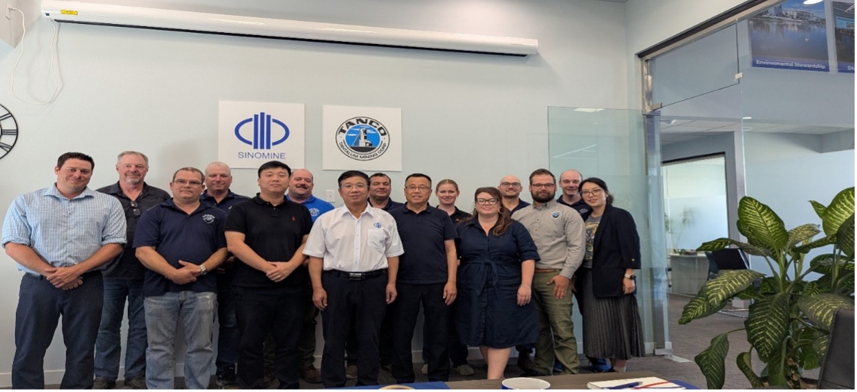 333体育资源集团董事长王平卫到加拿大 TANCO矿山检查调研